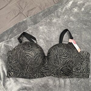 Cacique Black and Gold Patterned Bra